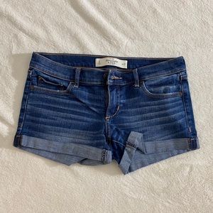 Abercrombie & Fitch Jean Shorts - Size 4